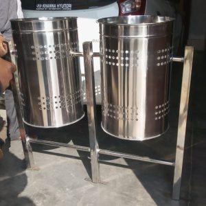 SS Swing Dustbin 20L